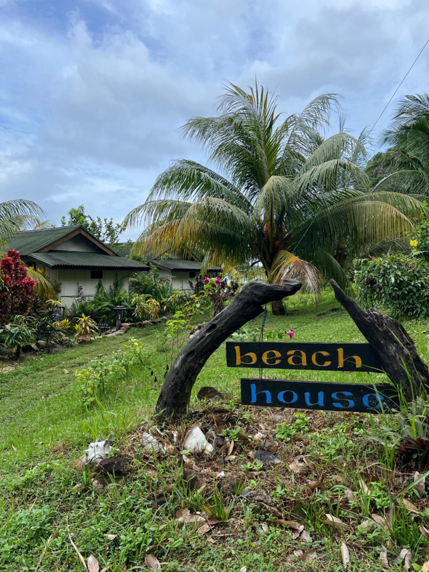 Beach House Kampung Genting المظهر الخارجي الصورة