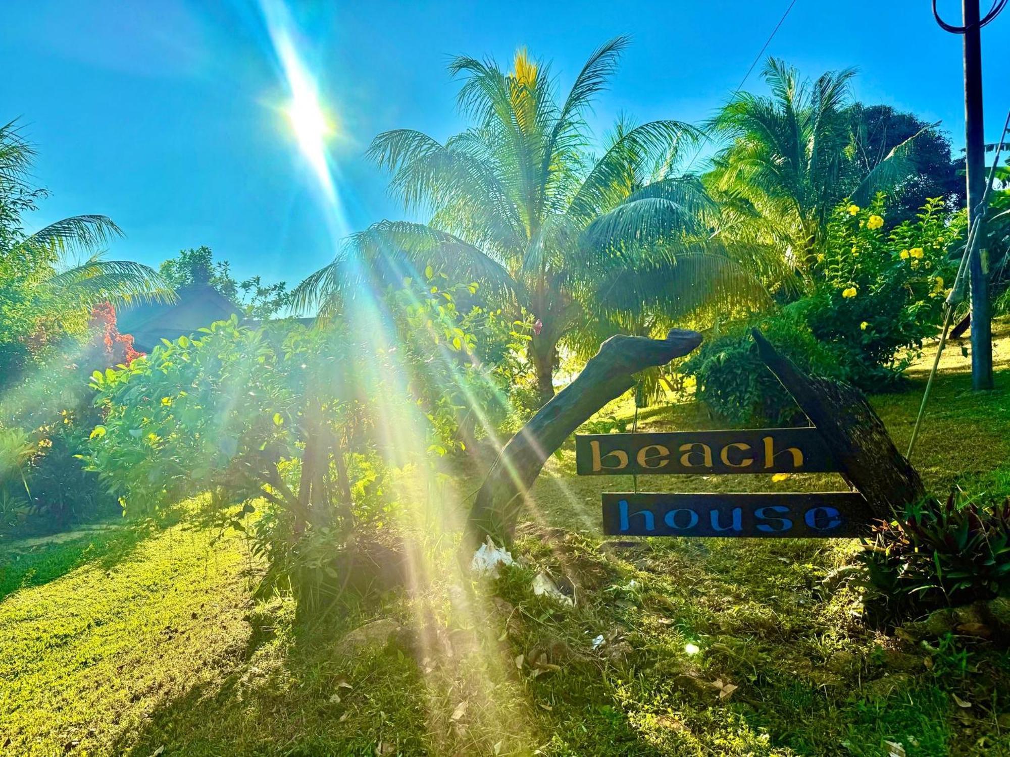 Beach House Kampung Genting المظهر الخارجي الصورة