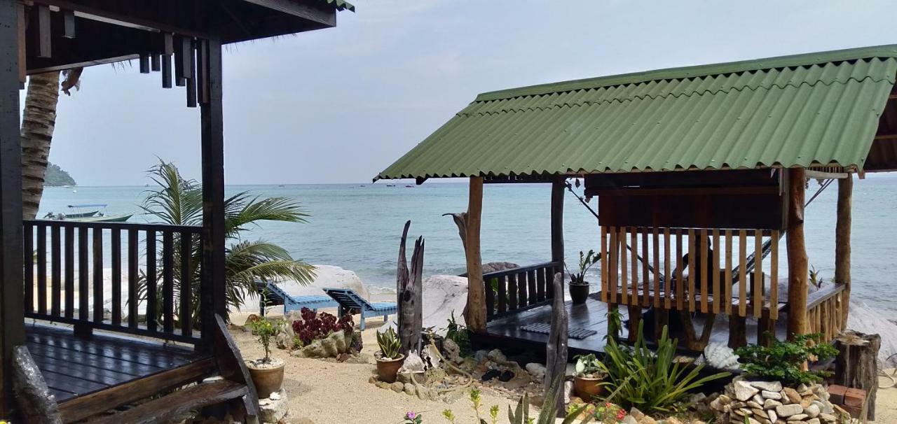 Beach House Kampung Genting المظهر الخارجي الصورة